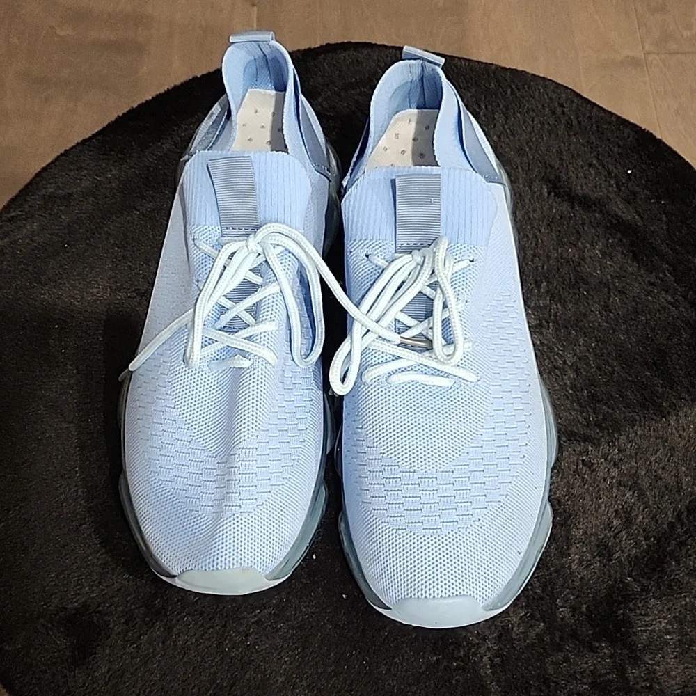 Shoes - Picture 1 of 5
